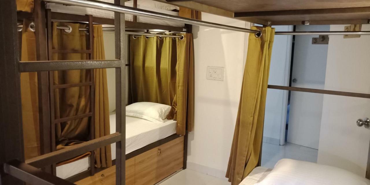 Banaras Hostel Kakarmatha Eksteriør billede