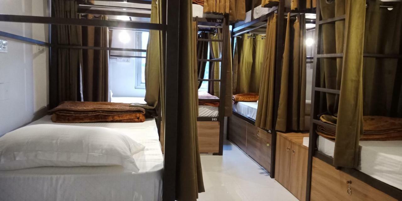 Banaras Hostel Kakarmatha Eksteriør billede